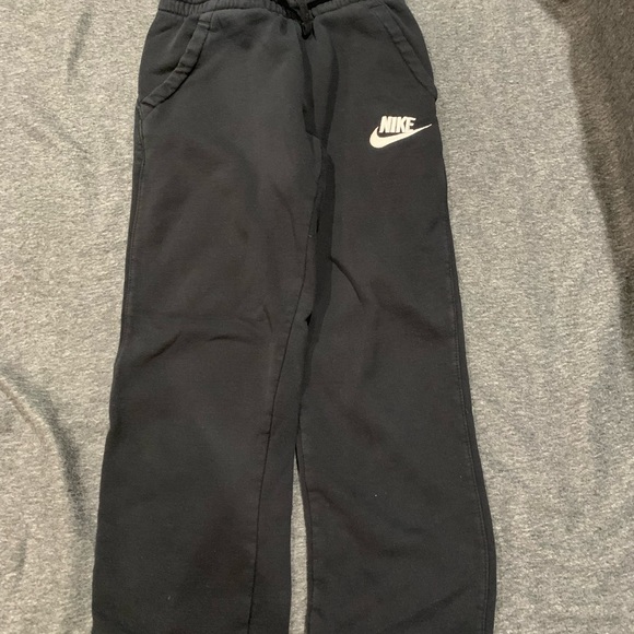 Nike Sweatpants - Picture 1 of 3